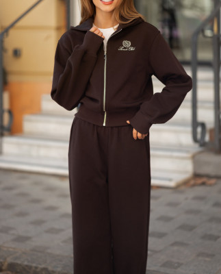 122 Костюм спортивний з трьохнитки з вишивкою та з капюшоном